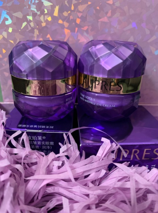 欧珀莱臻源眼霜和小紫钻哪个好,欧珀莱眼霜小紫钻适合敏感肌吗