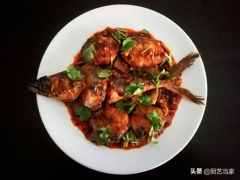 厨师教你做干烧鲅鱼的视频,厨师烹饪技巧大全集