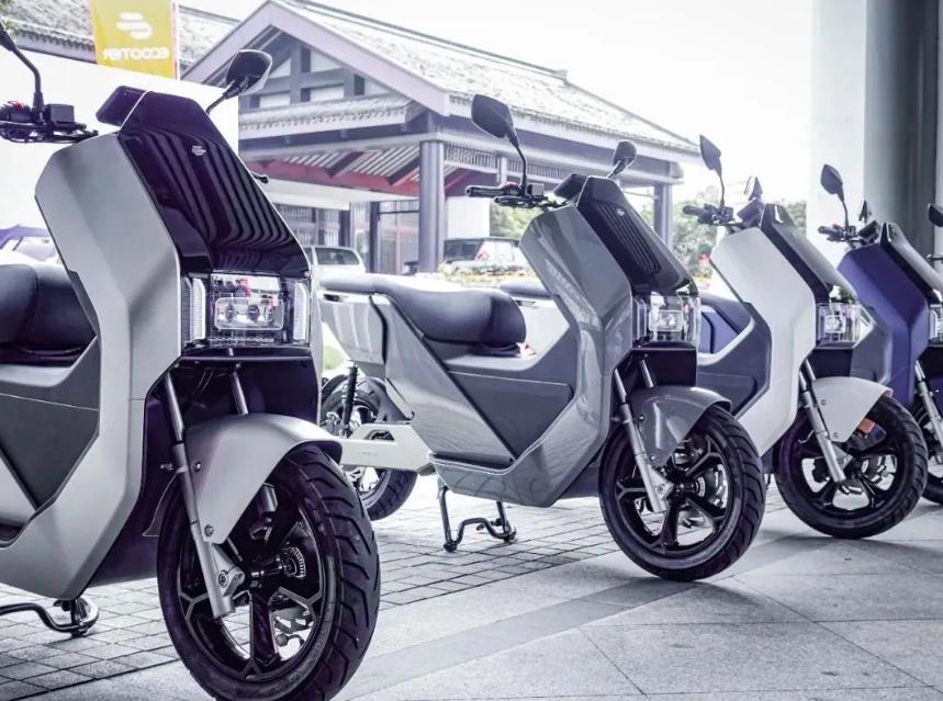 电摩续航超过200公里,时速100续航200以上的电摩