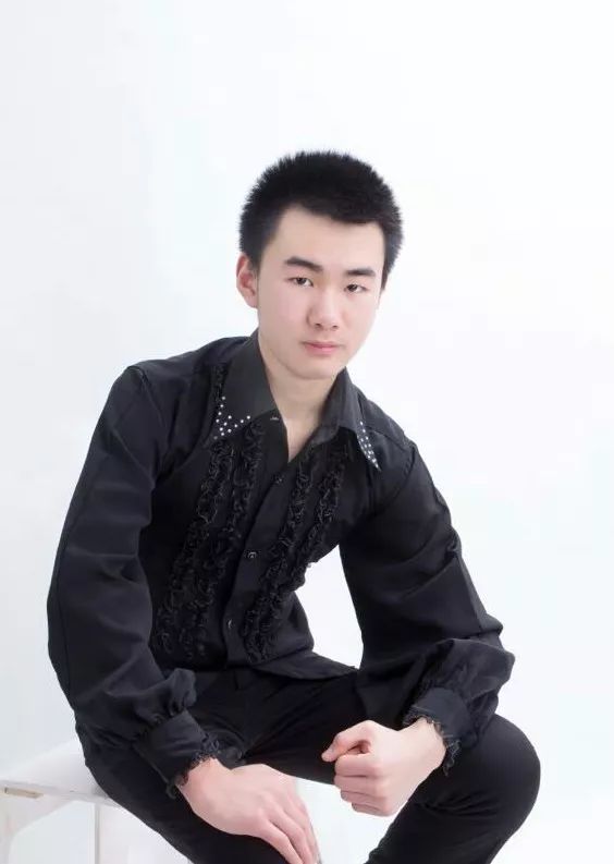 上海音乐学院刘念中提琴,上海音乐学院刘念中提琴老师