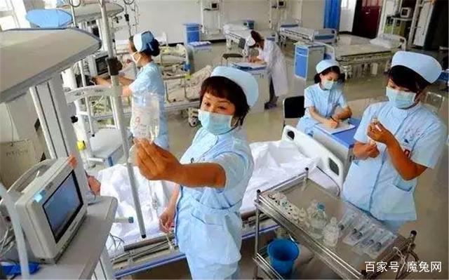 被猫抓了后发烧了怎么办,被宠物猫咬出血了要打狂犬疫苗吗