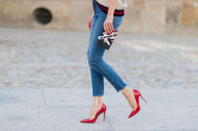 新鞋好看奈何磨脚，来点护手霜保养一番，穿着舒服走路轻便