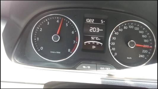 全合成机油5w-30可以换别的牌吗,原厂机油5w20换成30的可以吗