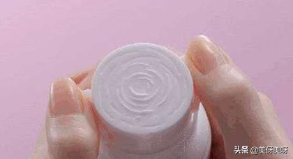 油性皮肤和干性皮肤怎么区分,油性皮肤怎么改善