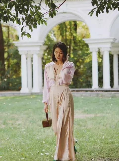 为什么都穿基本款好,基础款如何穿得好看