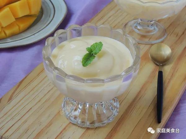 一起吃绵软可口的芒果冰沙,一起来吃绵软可口的芒果冰沙