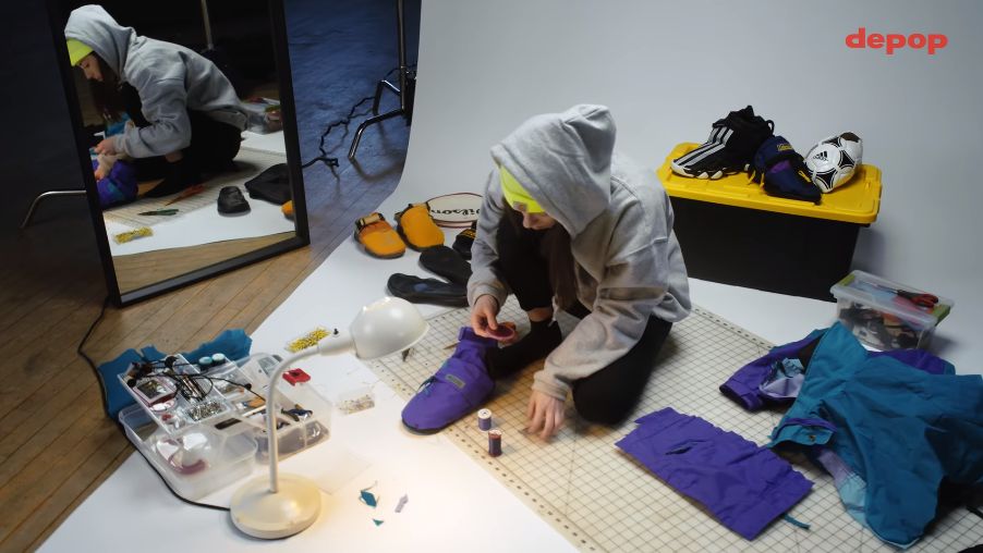 白天正经设计师晚上副业,一个不务正业设计师搞笑视频