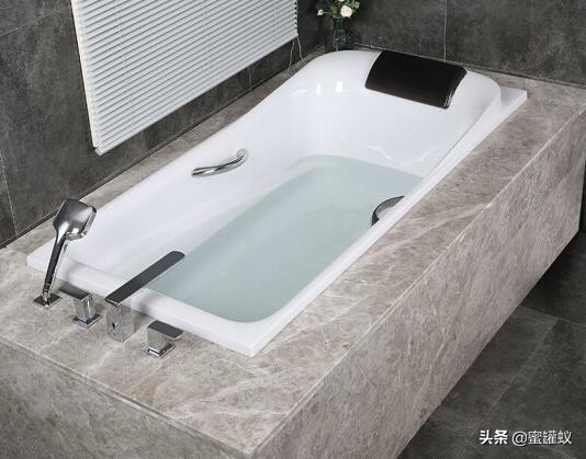 普通浴缸多少斤,一般家用浴缸多少钱一台
