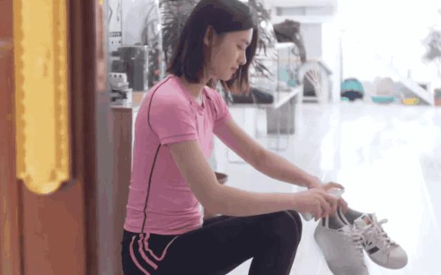脚容易出汗怎么办？鞋臭怎么办？只需一招轻松搞定