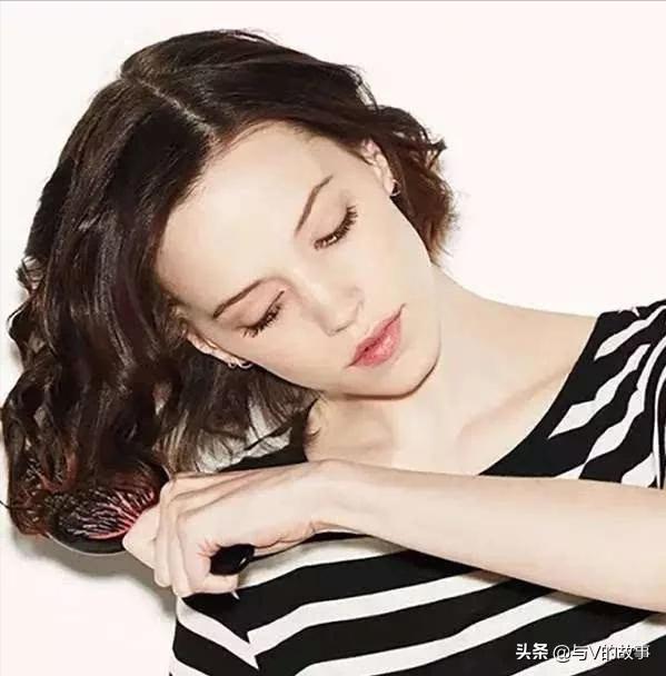 头发变细软脱发还能补救吗,头发细软是秃的前兆吗