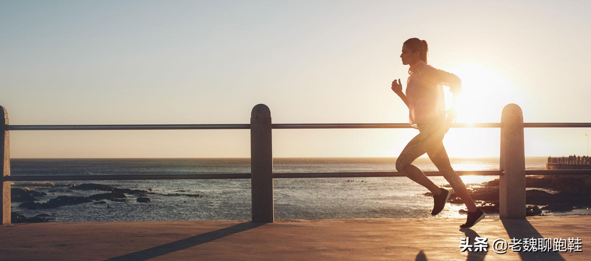 亚瑟士n21和阿迪达斯boost,阿迪达斯boost和态极3.0哪个软