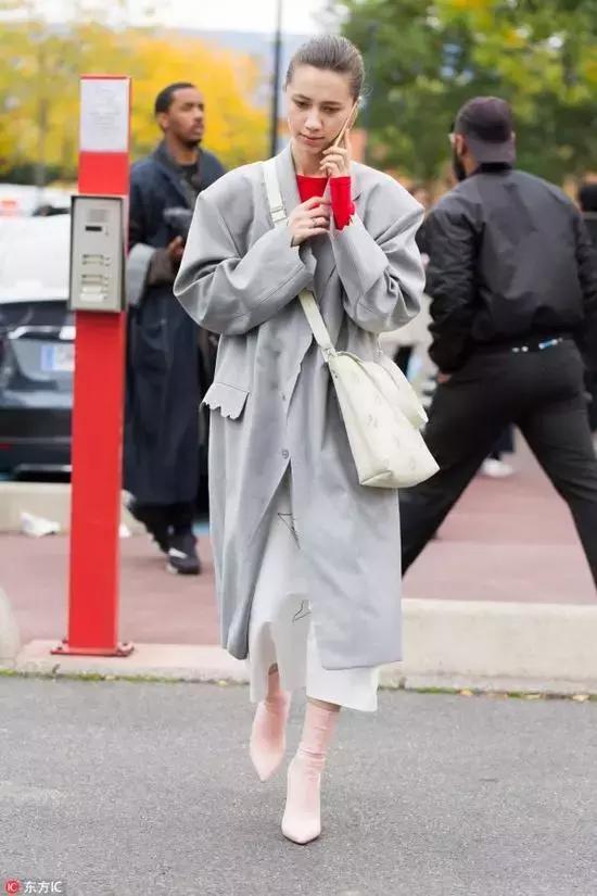 夏季小白鞋短靴洋气又高级,5款人气短靴时髦好看穿着又舒适