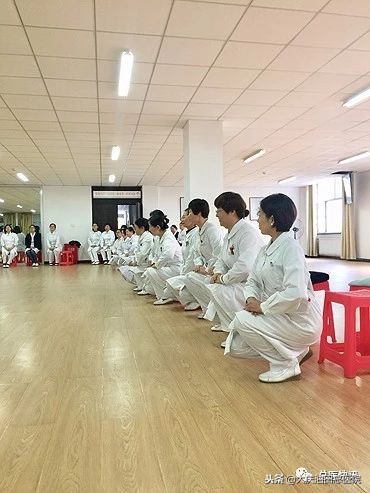 护理礼仪原则及规范,何为良好的护理礼仪