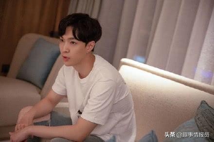 张艺兴鹿晗捐款,鹿晗和张艺兴慈善夜