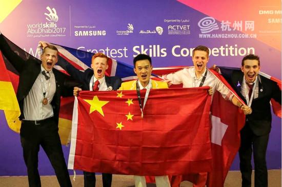 29年后身价过亿的北大屠夫,北大屠夫捐赠9亿