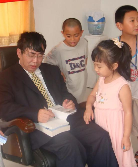 棋圣聂卫平与围棋的故事,聂卫平女儿视频