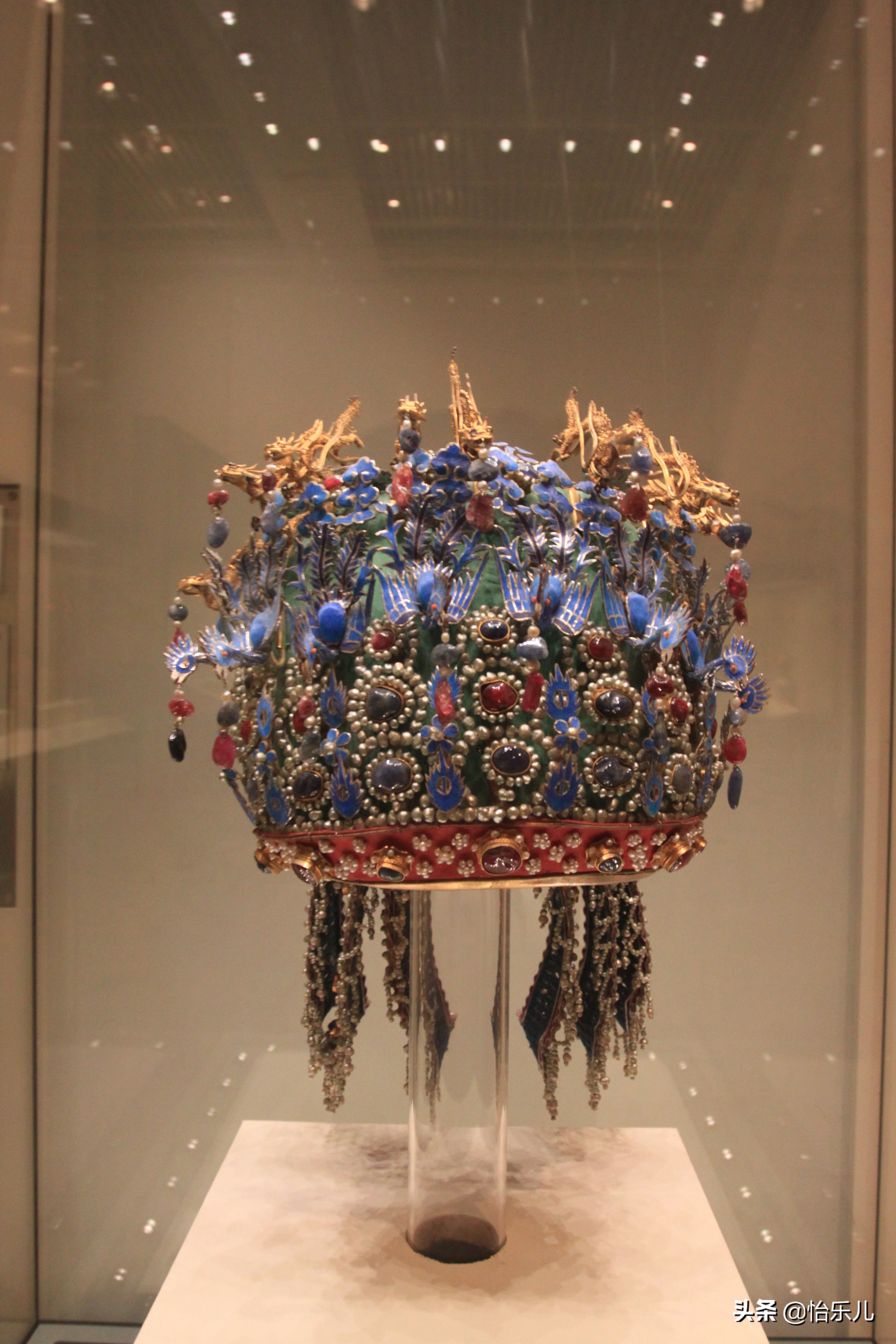 九龙九凤冠多大尺寸,九龙九凤冠在什么位置