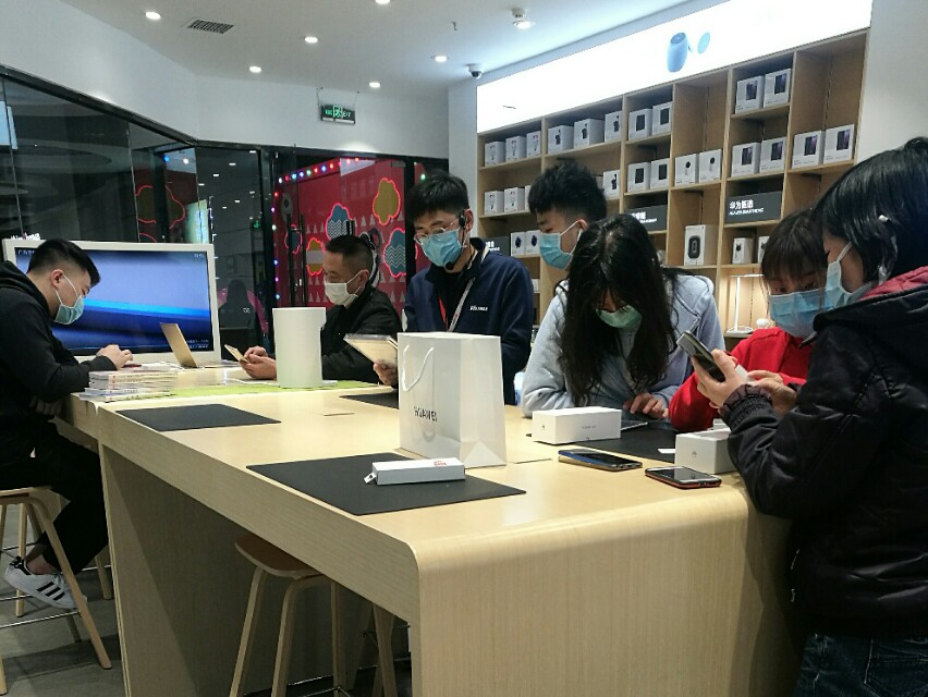 冷清清的商场现状,冷清依旧的商场