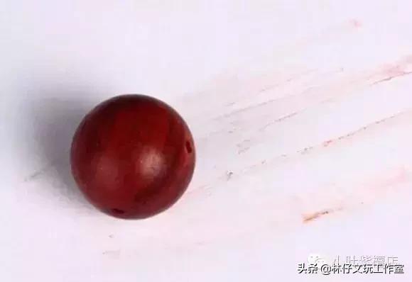 如何鉴定小叶紫檀的真假方法,鉴定小叶紫檀最简单方法