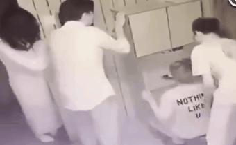 胆小警告密室逃脱,密室逃脱npc被玩家吓到