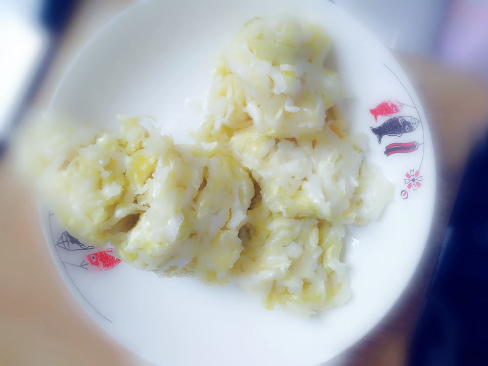 想咨询一下东北腌酸菜的方法,东北酸菜腌制每百斤用多少盐