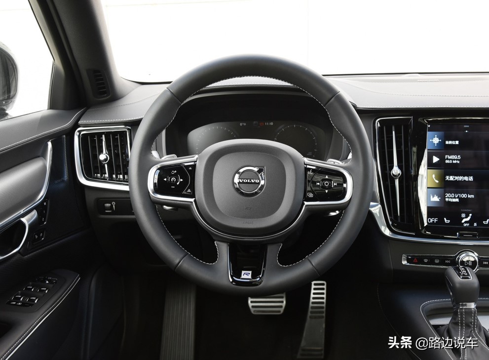 放弃宝马525选择奔驰e260,放弃了宝马5系最后选了凯迪拉克