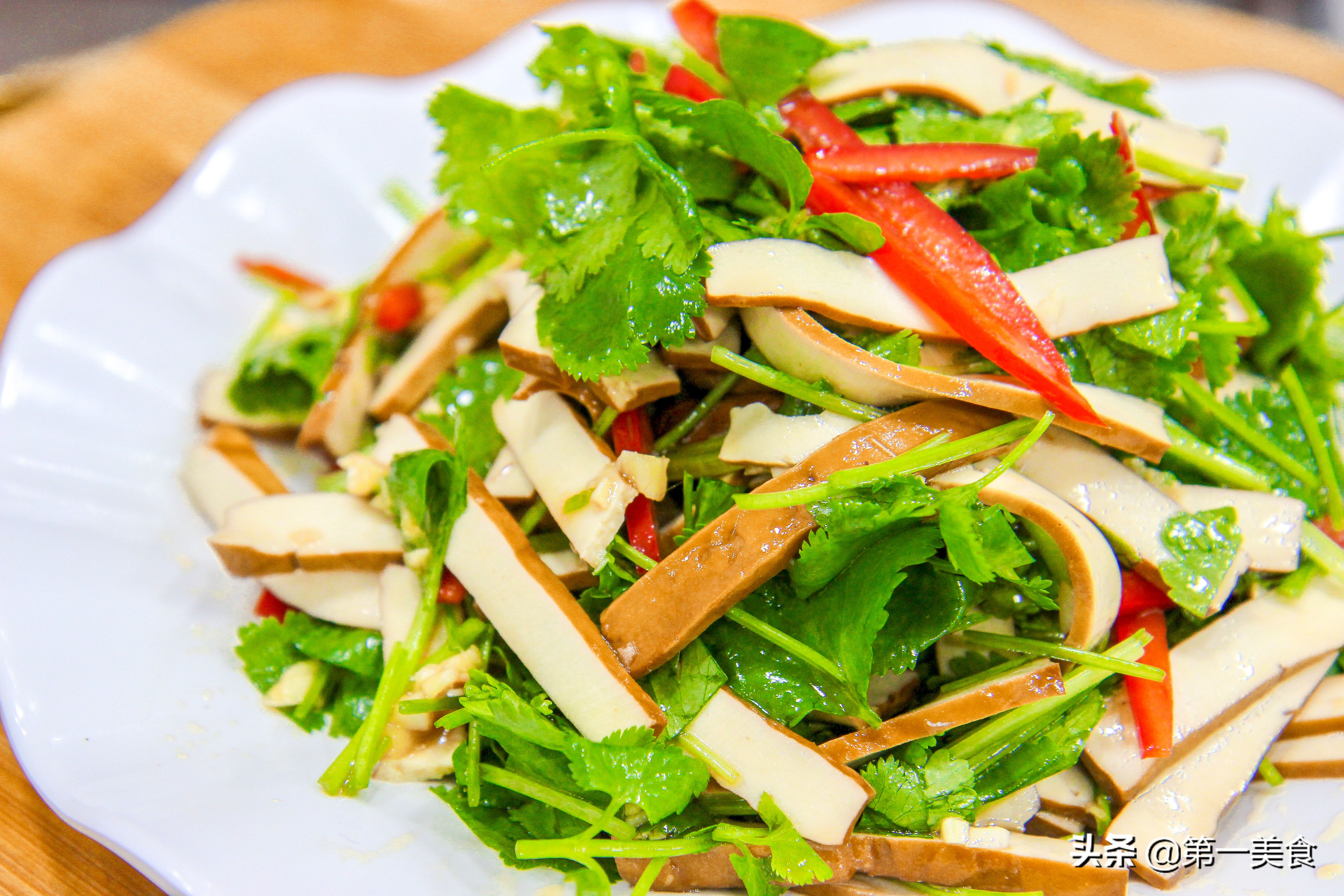 凉拌菜好吃的秘诀是芥末吗,大厨教你凉拌菜技巧