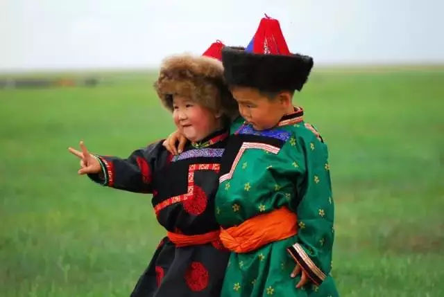 呼伦贝尔的民族风光和习俗,呼伦贝尔巴尔虎民俗文化