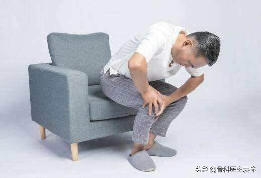 下蹲起立的时候膝盖处有滋滋声,突然蹲下起来时膝盖疼是怎么解决