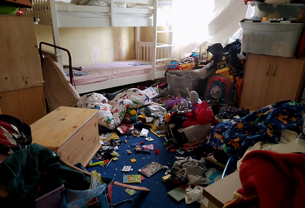 长久不住的房间经常有许多灰尘，这些灰尘哪来的？