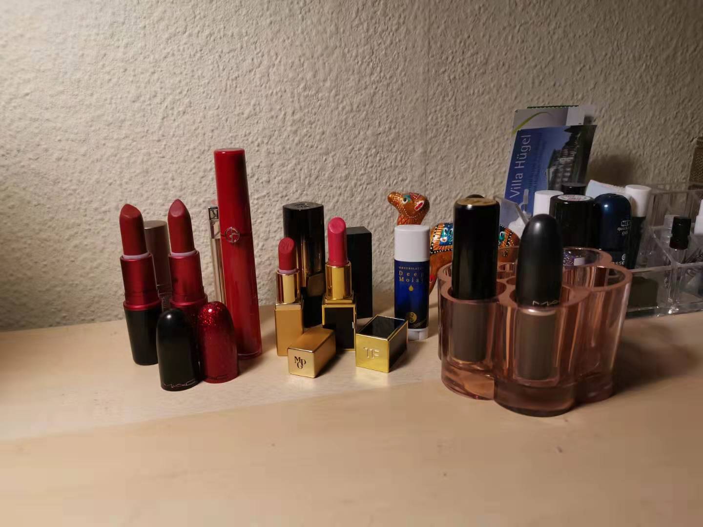 悦动的红唇——千年口红史