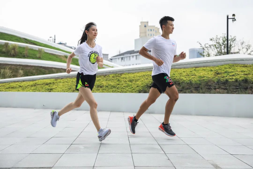 马拉松跑鞋舒适感,跑鞋是不是舒适感更好呢