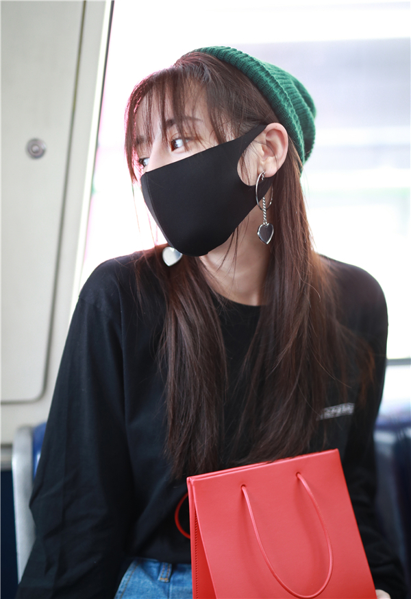 明星红毯穿衣打扮,明星红毯惊艳穿搭