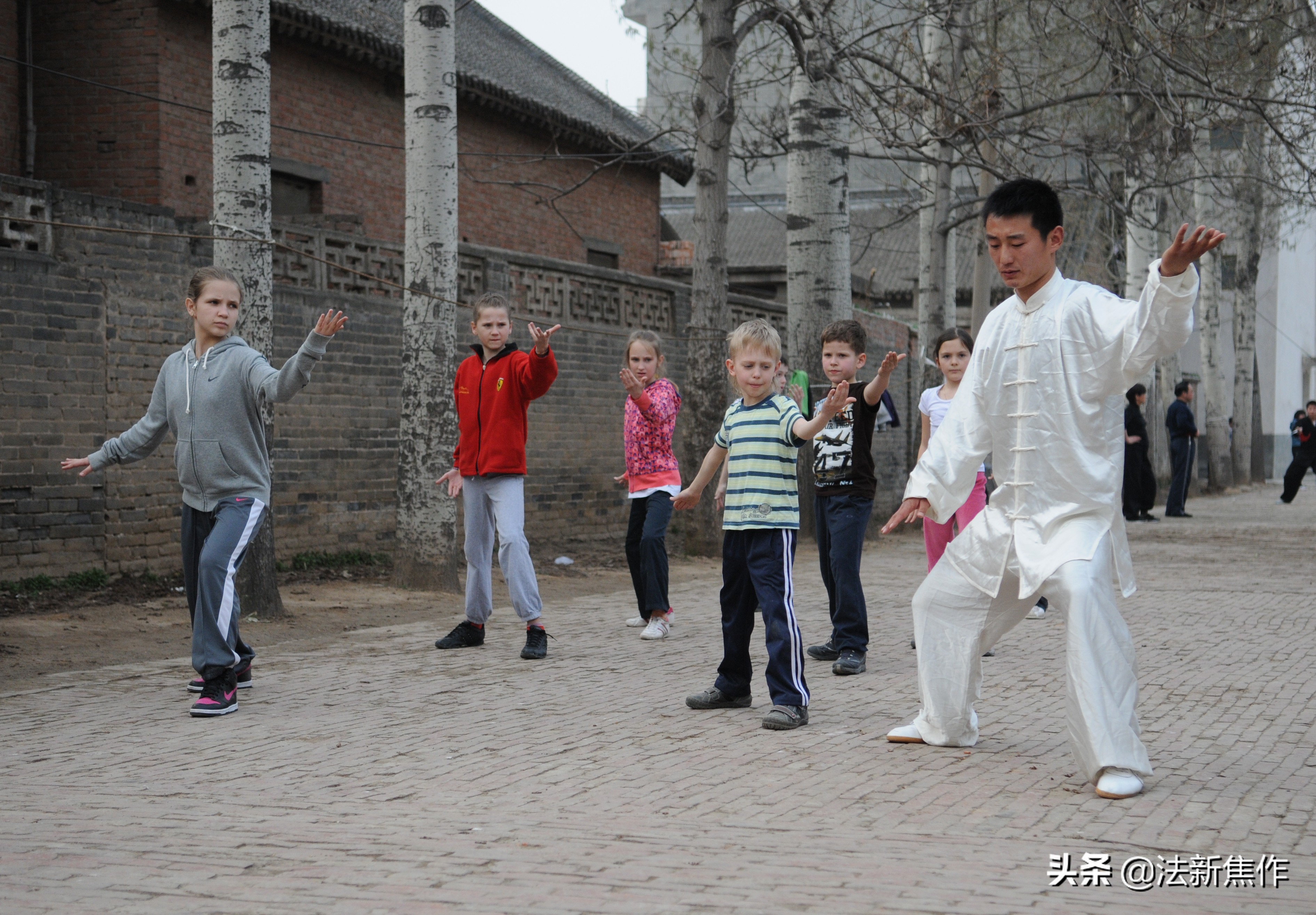 建党百年感人诗歌,献礼建党百年诗