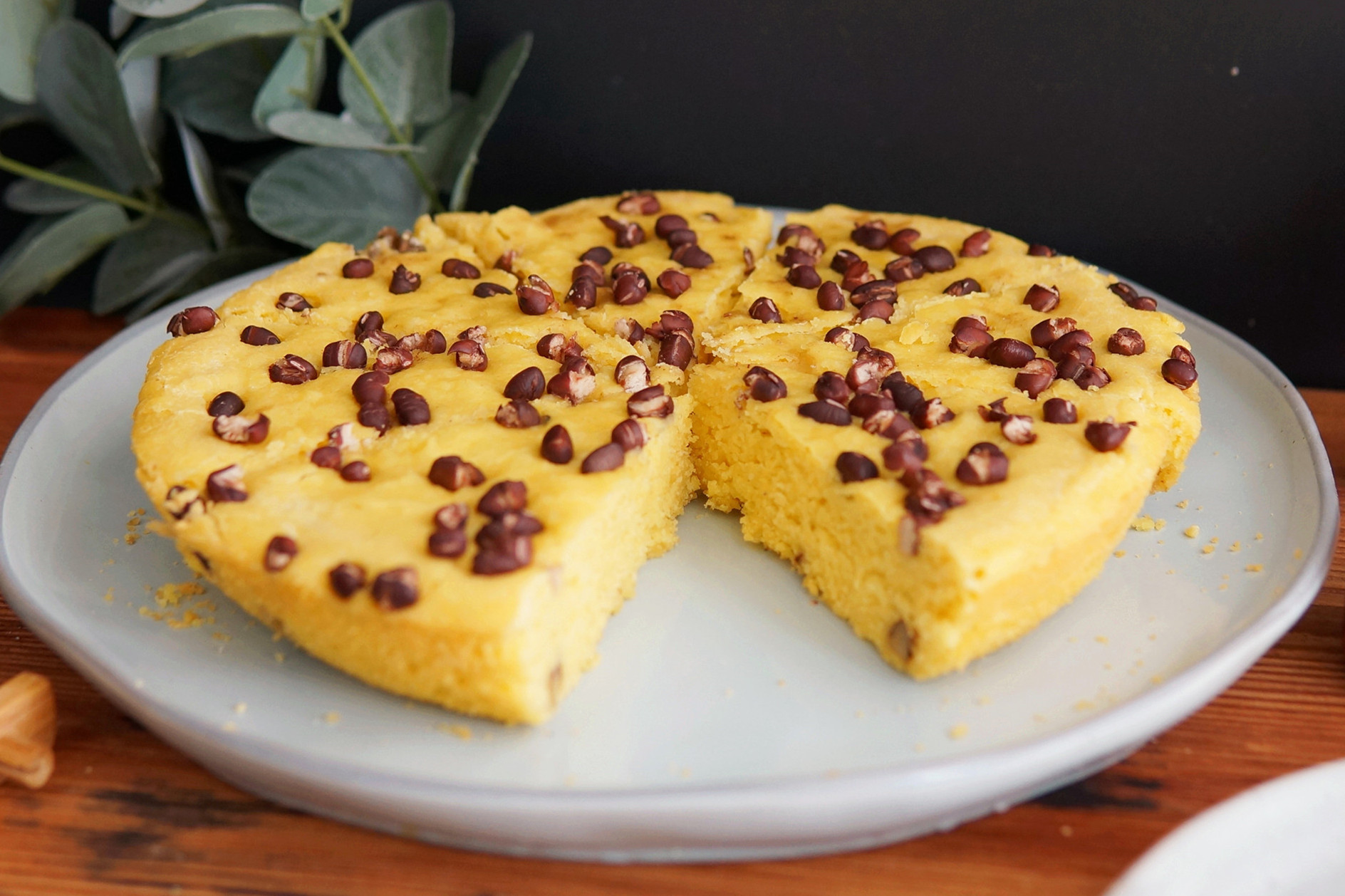 蒸出来是红的黄小米糕,怎么蒸小米糕松软好吃