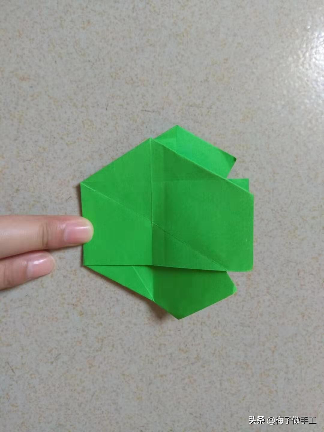 怎么折实心六芒星,手工折纸四角星怎么折