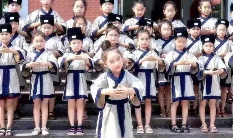 你的满意是我们前进的动力下一句,您的满意就是我们不断前行的动力