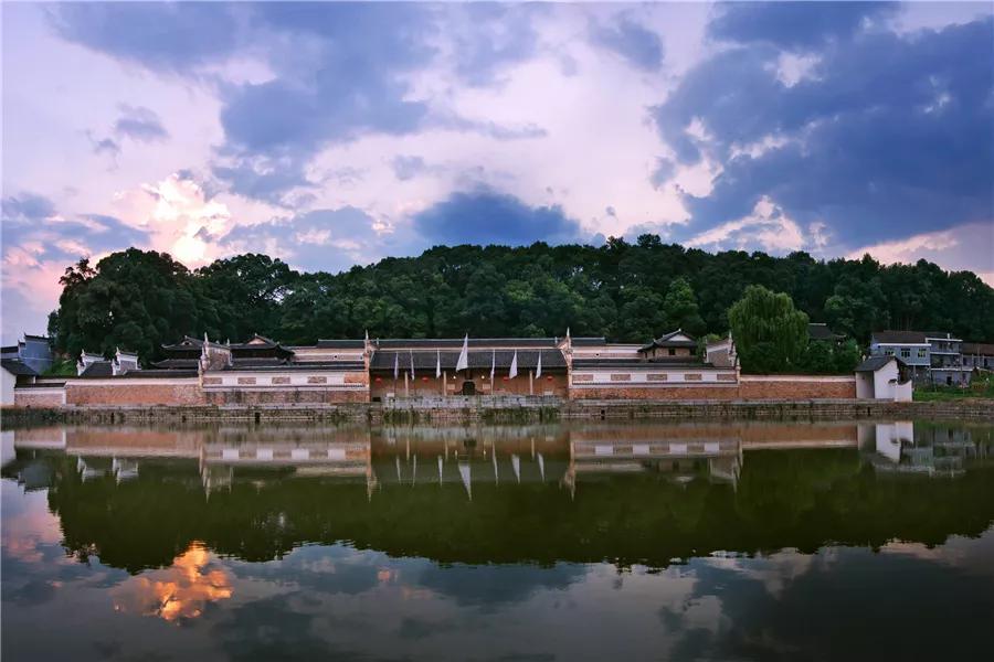 曾国藩有哪些成就或伟绩,曾国藩成事需要大格局