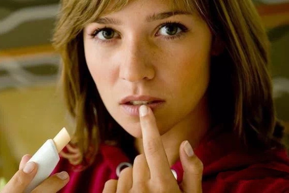 唇部厚唇改薄效果不好,唇部薄需要怎么调整