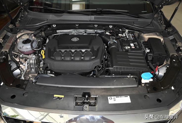 大众帕萨特2020款值不值得购买,2022款大众帕萨特是否值得购买