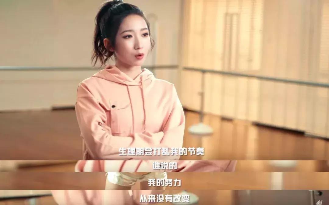 100多年前女生为什么要裹脚,100年前女人裹小脚的图