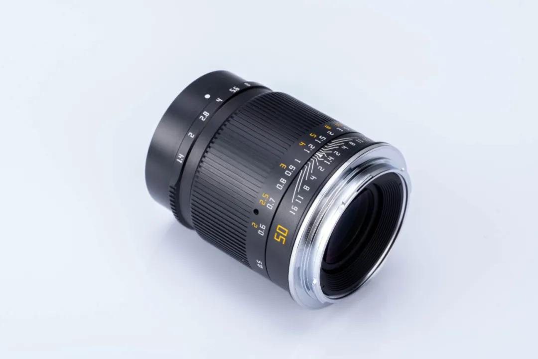 50mmf1.4全画幅镜头推荐,50mmf1.4镜头有几代