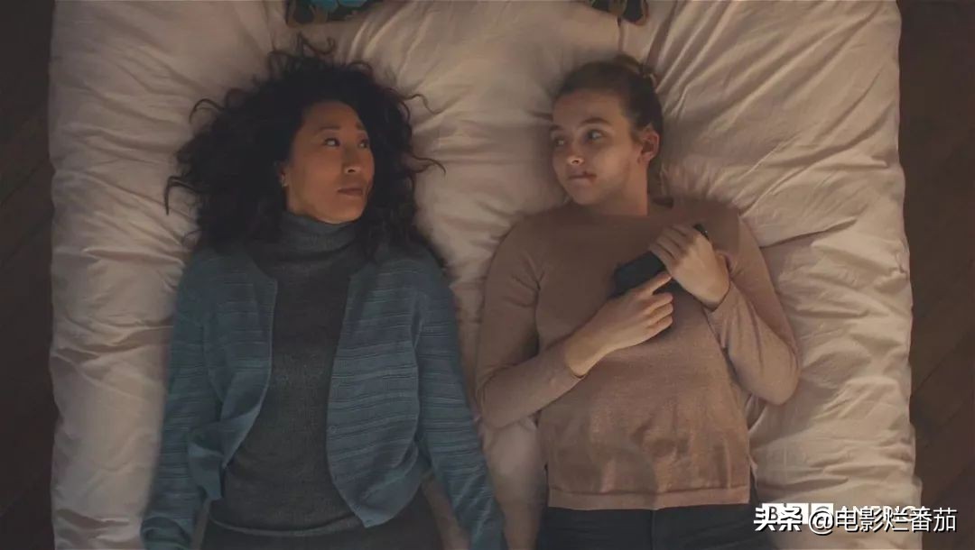 当相爱相杀的变态女主意识到自己是*社会反**人格时,好戏才刚刚开始