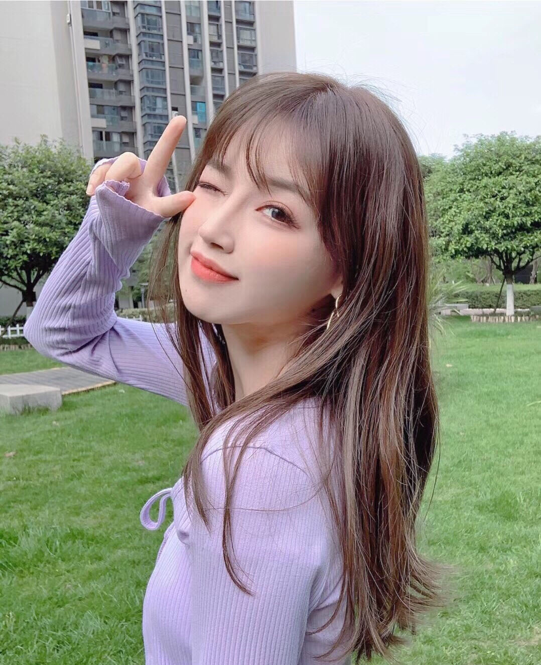 空气刘海不想留了怎么变八字刘海,今年不再流行空气刘海