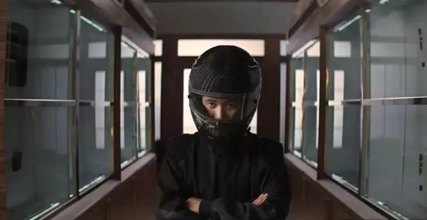 韩寒服装广告,韩寒惊艳视频