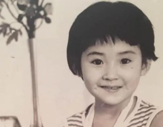 “京圈公主”猎男记：从不跟穷人恋爱，52岁为何至今未婚？