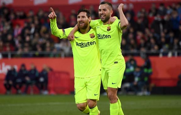 梅西单刀无解挑射破门！读秒1V5神助攻遭浪费差点单场造3球