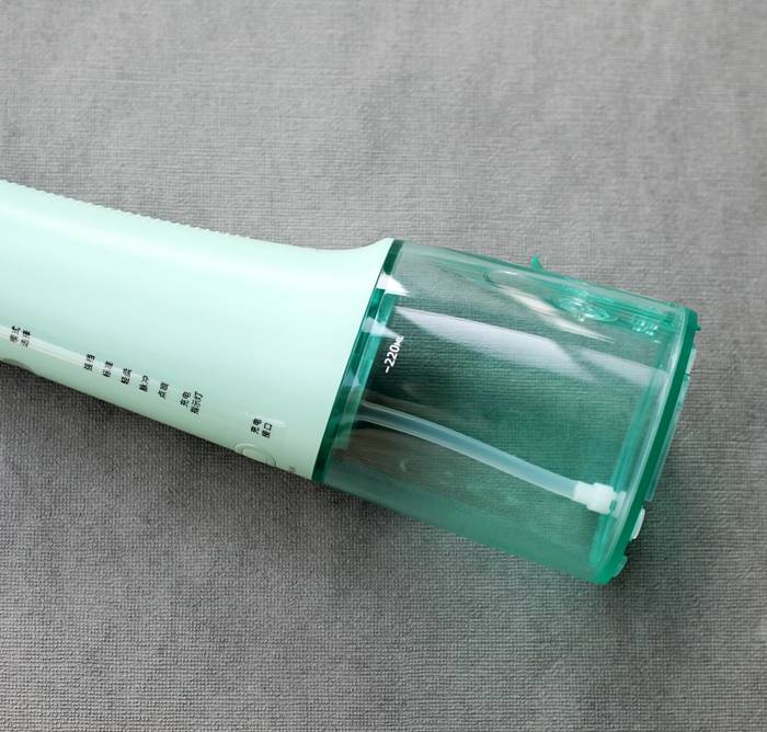 牙医向你推荐一款杀菌冲牙器,罗曼冲牙器加水