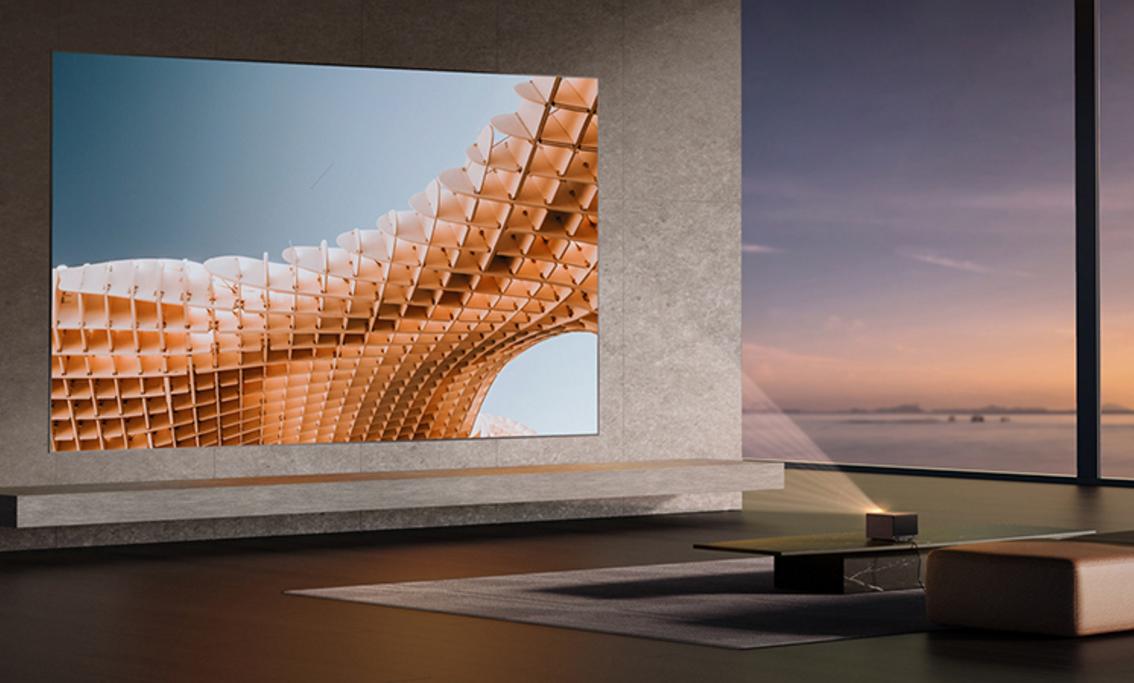 国内投影设备行业龙头企业极米科技，在高成长性下股价能否涅槃