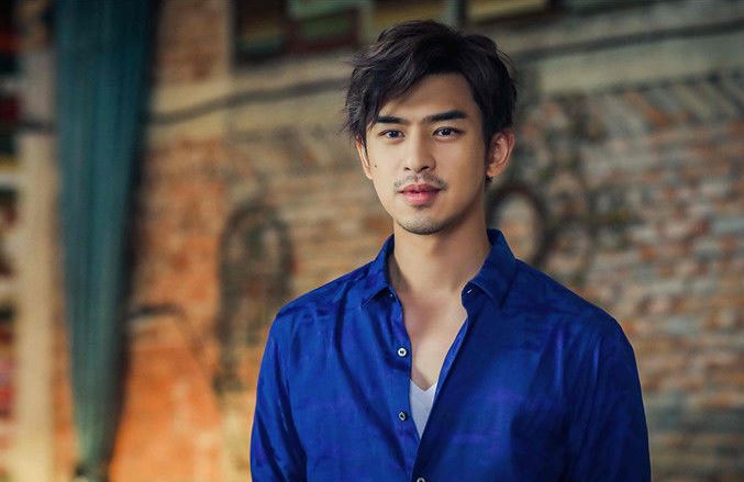 陈柏霖火王之破晓之战花絮,景甜火王之破晓之战亲吻